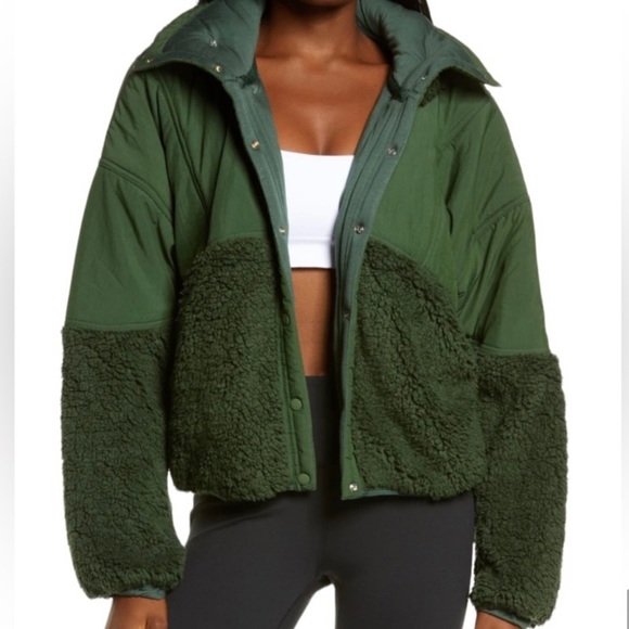 Free People Jackets & Blazers - Free People FP Movement Adventure Awaits Fleece Jacket size XS